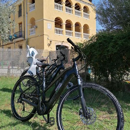 Affittacamere Maset Del Garraf Olesa de Bonesvalls Esterno foto