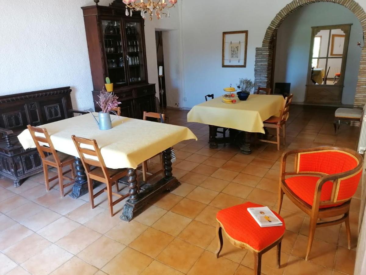 Affittacamere Maset Del Garraf Olesa de Bonesvalls Esterno foto