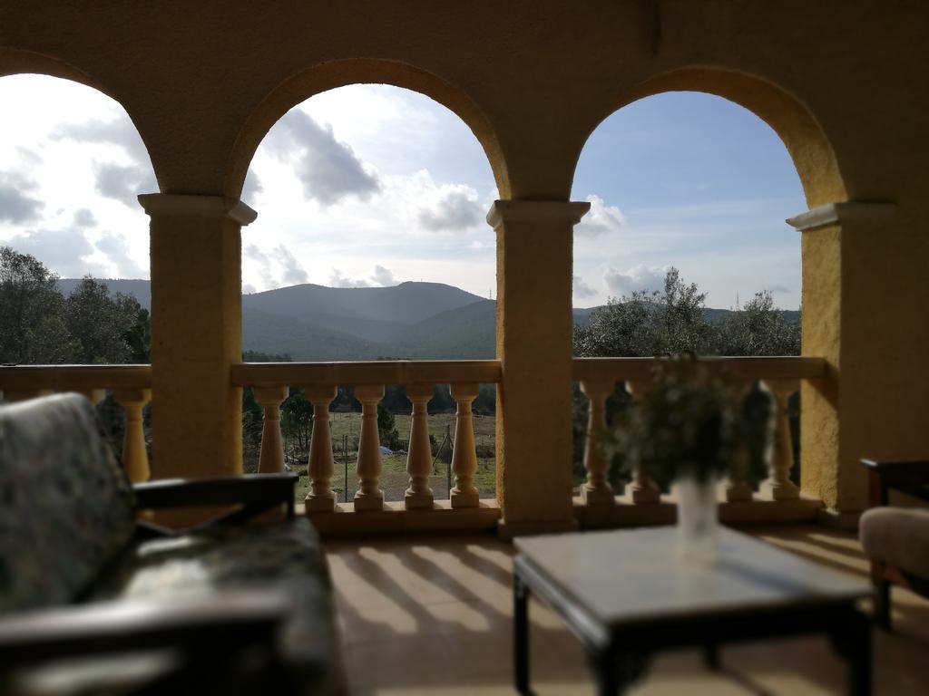 Affittacamere Maset Del Garraf Olesa de Bonesvalls Esterno foto