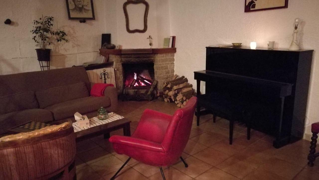 Affittacamere Maset Del Garraf Olesa de Bonesvalls Esterno foto